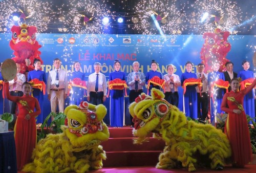 TPHCM khai mạc hội chợ triển lãm “Tôn vinh hàng Việt năm 2022”