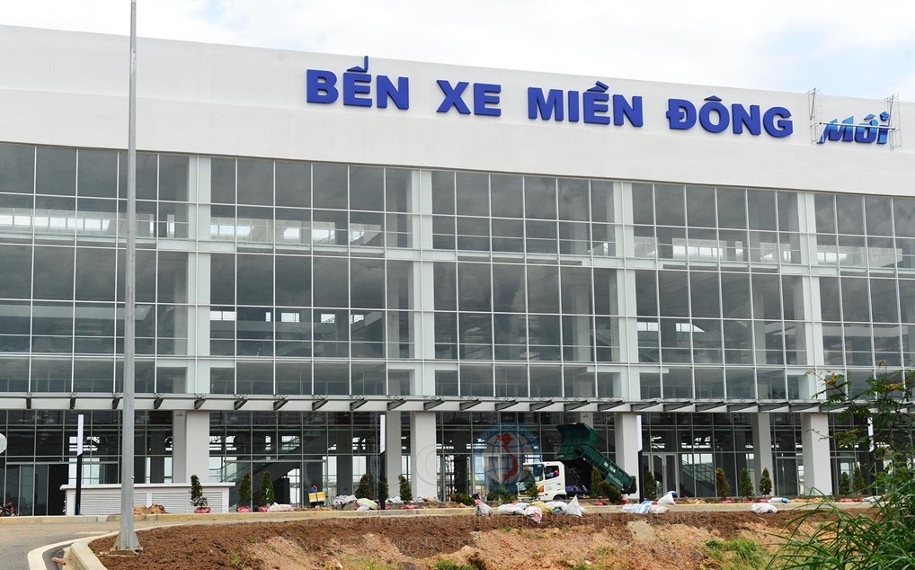 ben xe mien dong 4