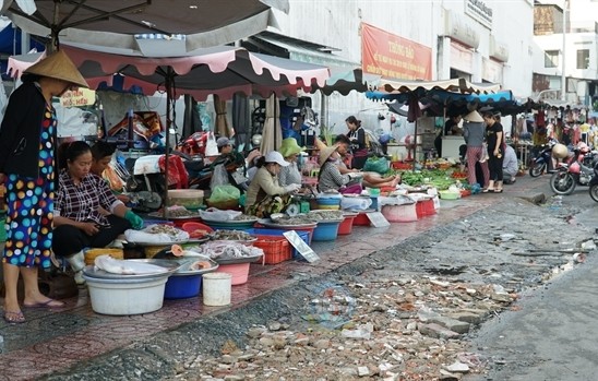 Chợ tự phát Cô Giang trước ngày giải tỏa