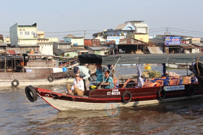 Cần Thơ: Chợ Cái Răng nổi vắng du khách vì dịch Corona