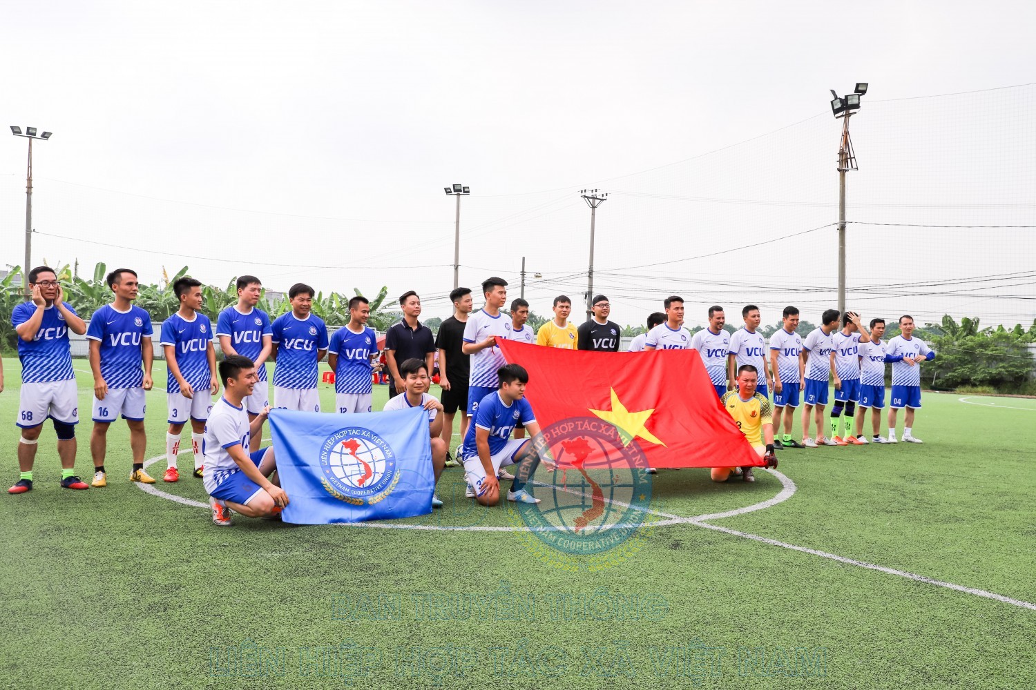 Tưng bừng Giải Bóng đá truyền thống Liên hiệp Hợp tác xã Việt Nam