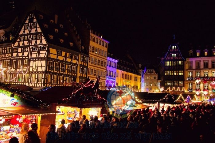 Tham quan 6 khu chợ Noel nổi tiếng nhất nước Pháp