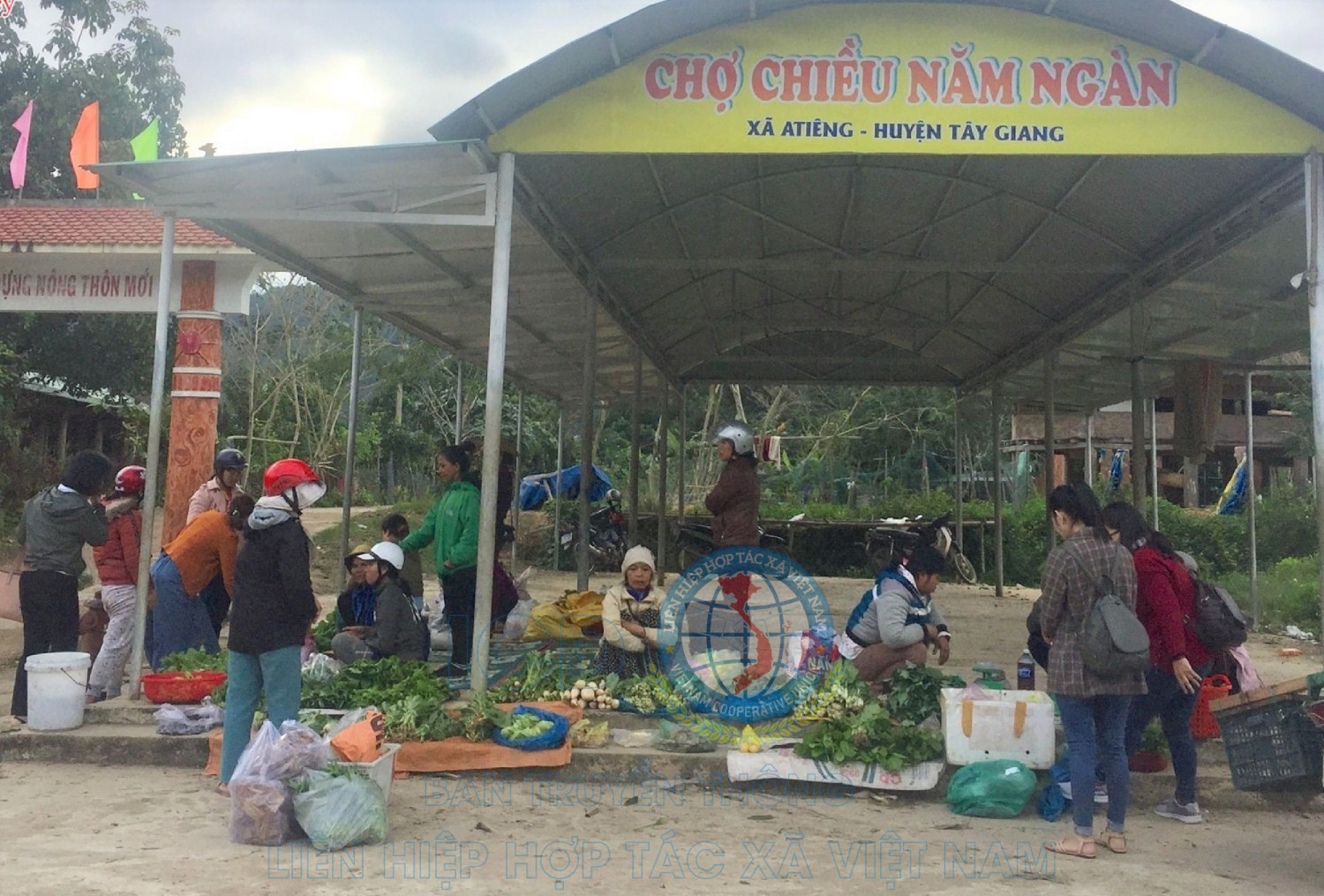 “Chợ chiều năm ngàn” chỉ có ở huyện Tây Giang, Quảng Nam.