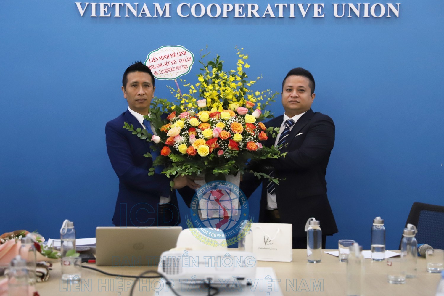 Liên hiệp Hợp tác xã Việt Nam, Liên hiệp Hợp tác xã OCOP Việt Nam tổ chức Lễ kỷ niệm 17 năm ngày Doanh nhân Việt Nam